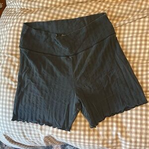 Aerie Offline Black Ribbed Biker Shorts with Lettuce Hem